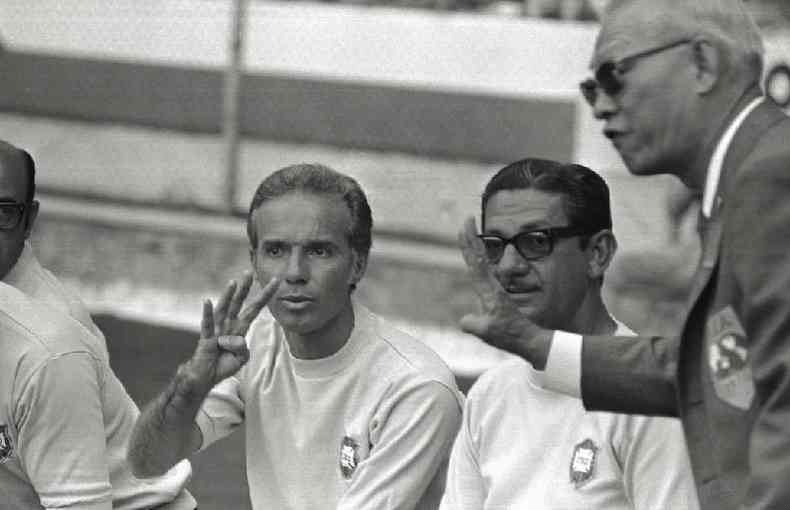 Aps ser demitido, Saldanha elogiou o trabalho de Zagallo (na foto comandando o Brasil contra a Itlia, na final da Copa de 1970)(foto: Getty Images)