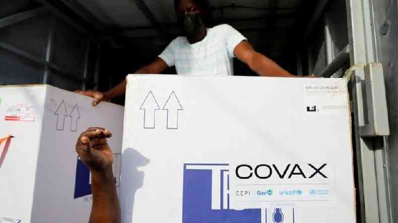 Total de imunizantes a ser entregue ao Brasil ser definido pela aliana Covax Facility(foto: Reuters)