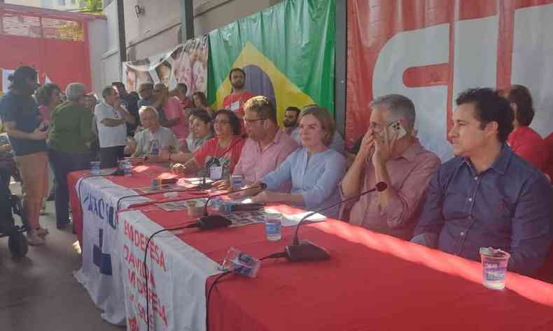 A militncia do Partido dos Trabalhadores (PT) e seus quadros polticos em evento em Belo Horizonte 