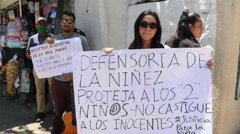 Protesto em oposio ao aborto na Bolvia