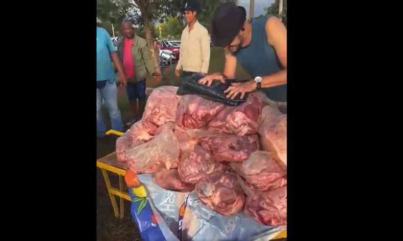 Doao de carnes para manifestantes
