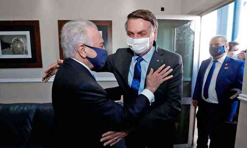 Bolsonaro e Temer em agosto do ano passado: eles se encontraram nesta quinta-feira para discutir a crise institucional