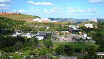 Universidade Federal de Juiz de Fora (UFJF) oferece 25 vagas para o campus de JF e outra trs oportunidades para o campus de Governador Valadares(foto: UFJF/Divulgao)