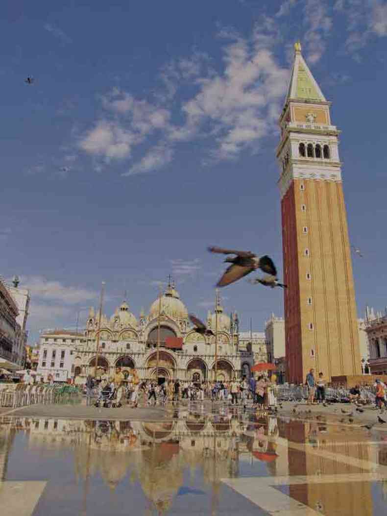  Campanrio se destaca na estonteante Piazza San Marco 
