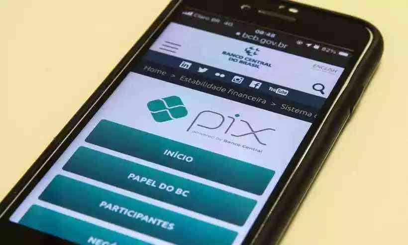 Plataforma pagando R$ 5,00 no cadastro e R$ 20,00 por dia via Pix?