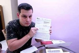 Wilson Silveira registrou queixa no Procon depois ser alertado sobre taxas ilegais, participou de audi�ncias e recebeu de volta parte do valor pago indevidamente: 