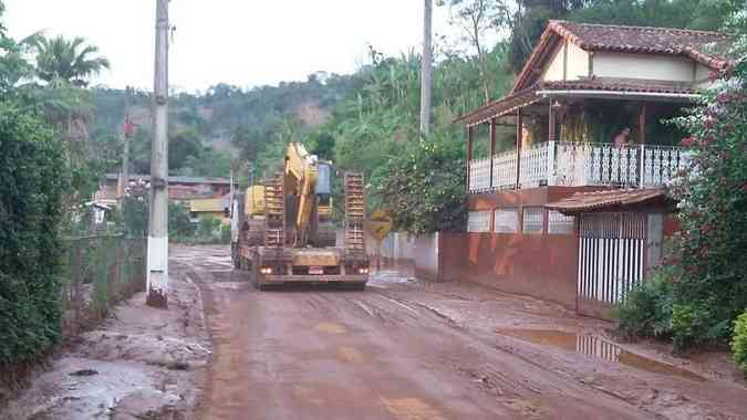 O distrito de Barra Longa tambm foi devastado pela lama que desceu das barragens de Bento RodriguesJair Amaral/EM/D.A.Press
