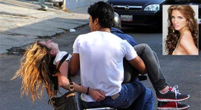 Miss foi levada de moto para hospital. Chegou ainda com vida mas n�o resistiu(foto: Mauricio Ceneno-Notitarde/REUTERS)