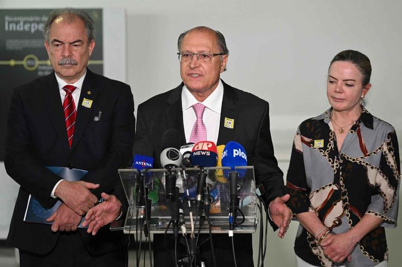 Mercadante, Alckmin e Gleisi Hoffmann 