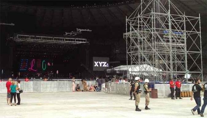 �rea interna do Mineir�o algumas horas antes do show.(foto: Rodrigo Clemente/EM/D.A Press)