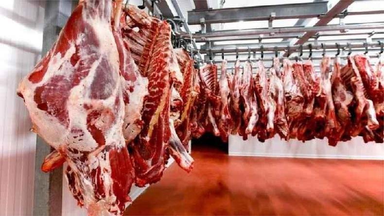 Grandes empresas brasileiras do setor de frigoríficos anunciaram recentemente metas para equilibrar emissões e absorção de gases causadores do efeito estufa(foto: Getty Images) Grandes empresas brasileiras do setor de frigoríficos anunciaram recentemente metas para equilibrar emissões e absorção de gases causadores do efeito estufa