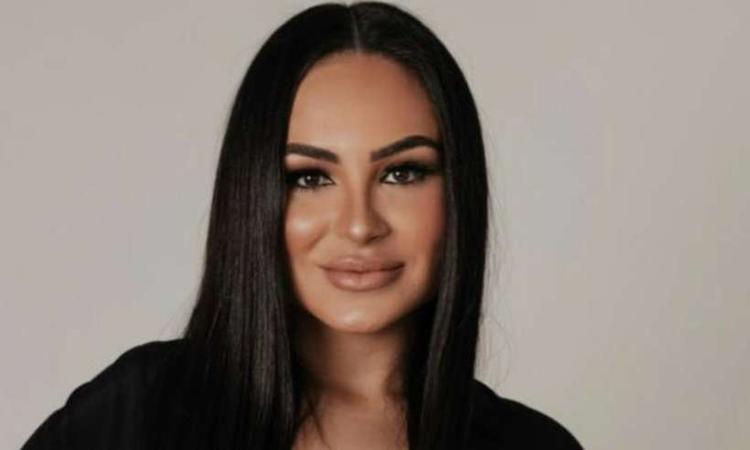  farmacêutica e especialista em glúteos Natasha Ramos
