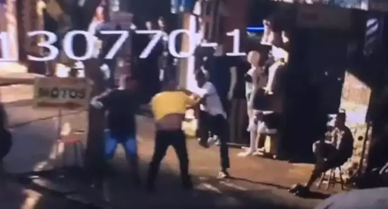 Briga de torcedores em rua de Belo Horizonte