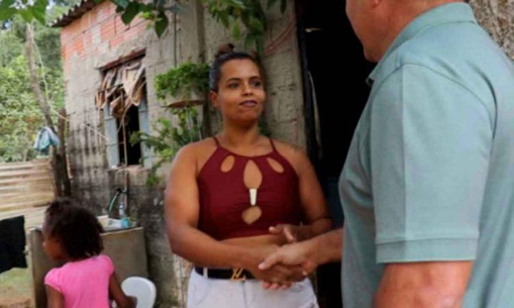 Jenifer Vieira, moradora de Sete Lagoas e mãe de quatro filhos
