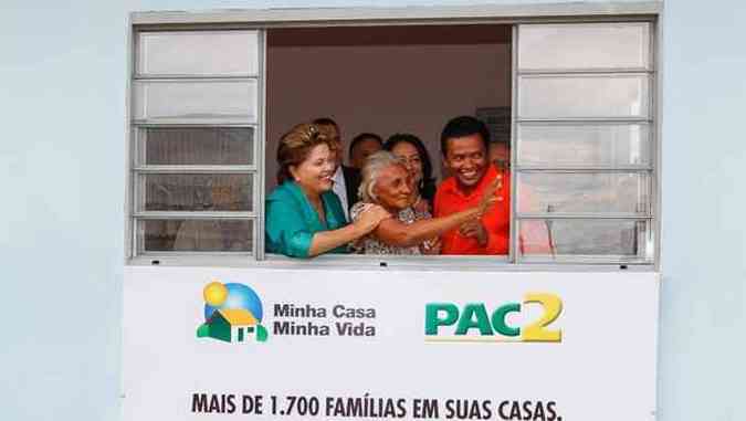 Dilma participou nesta sexta-feira da cerimnia de entrega de 1.788 unidades habitacionais do programa Minha Casa, Minha Vida(foto: Roberto Stuckert Filho/PR)