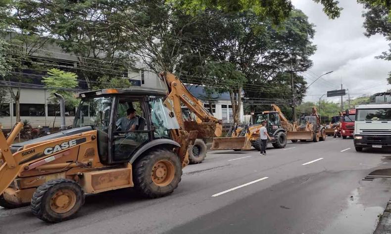 Protesto de empresrios e trabalhadores do setor de construo civil 