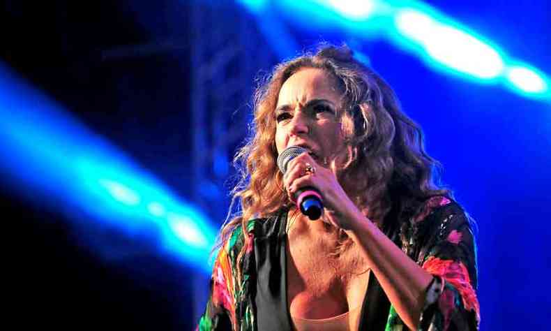 A cantora baiana foi uma das atraes da Virada Cultural 2019, realizada em julho, em Belo Horizonte (foto: Gladyston Rodrigues/EM/D.A Press)