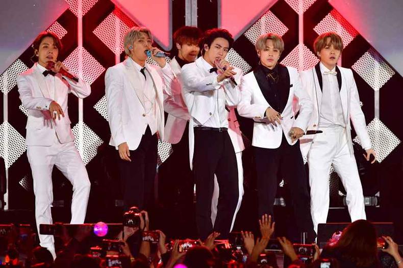 Os sul-coreanos do BTS farão sua estreia no Video Music Awards, com uma performance de Dynamite (foto: Frederic J. BROWN) Os sul-coreanos do BTS farão sua estreia no Video Music Awards, com uma performance de Dynamite (foto: Frederic J. BROWN)