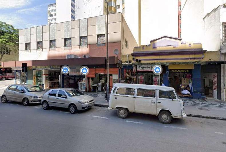 Loja de conserto de eletrnicos e eletrodomsticos na Rua Guaranis, esquina com Tamoios, em BH