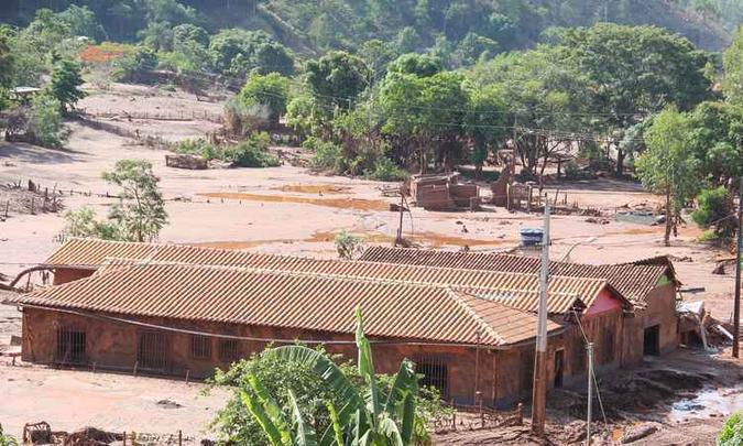 Tragédia de Mariana, que ocorreu em 5 de novembro de 2015, deixou 19 mortos. Sobreviventes relatam piora em problemas de saúde(foto: Sidney Lopes/EM/D.A PRESS - 11/011/2015) Tragédia de Mariana, que ocorreu em 5 de novembro de 2015, deixou 19 mortos. Sobreviventes relatam piora em problemas de saúde(foto: Sidney Lopes/EM/D.A PRESS - 11/011/2015)