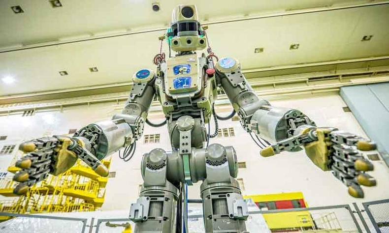 Fedor imita movimentos humanos e deve ajudar astronautas a cumprir tarefas(foto: ROSCOSMOS/AFP) Fedor imita movimentos humanos e deve ajudar astronautas a cumprir tarefas(foto: ROSCOSMOS/AFP)