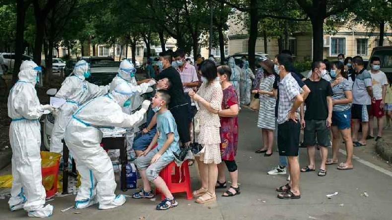 Milh�es em toda a China est�o sendo testados contra a covid, incluindo em Wuhan(foto: Getty Images)