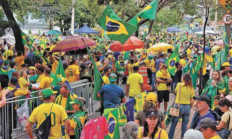 Bolsonaristas na Raja Gabaglia