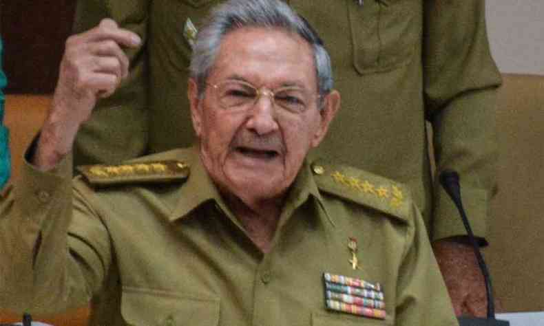 Ral Castro (foto), de 86 anos, encerrar uma era em Cuba, 12 anos depois de suceder seu irmo mais velho Fidel Castro(foto: STR)