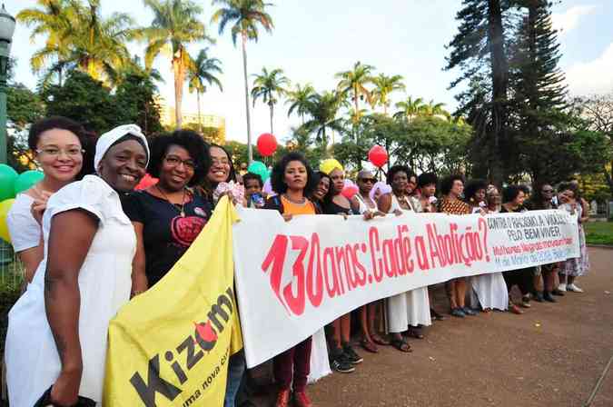 No primeiro dia do Canjer, bales foram soltos como forma de demonstrar resistncia do povo negroGladyston Rodrigues/EM/DA Press