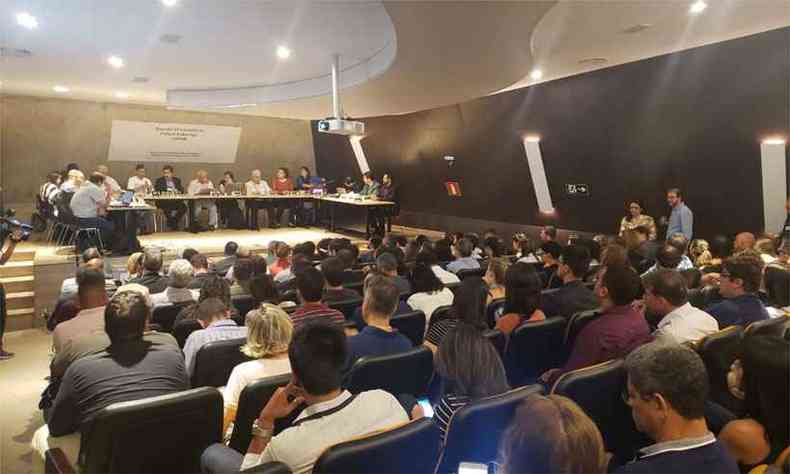 Reunião no Auditório da Codemge nesta sexta-feira(foto: Márcia Maria Cruz/EM/DA Press)