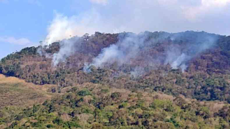 Devastao do fogo na serra do Mirante de So Miguel