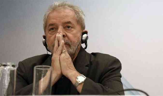 Lula estava furioso, durante encontro com Dilma, com a forma como a Polcia Federal vem agindo e disse que a presidente precisa sair logo dessa agenda negativa