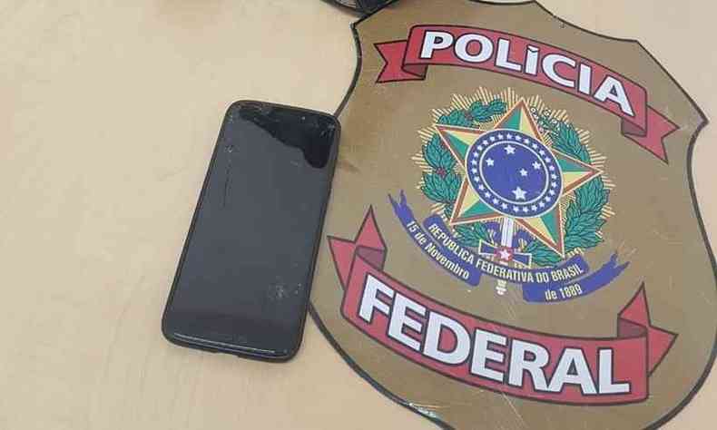 Celular foi apreendido em operao da Polcia Federal em Andradas(foto: Divulgao/ Polcia Federal)