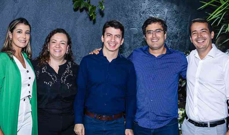 Viviane Morelo (diretora regional Somos), Cludia Alvinho (consultora Somos), Pablo Zanone (diretor do Sistema Fibonacci), Rafael Ribeiro (diretor Determinante) e tila Zanone (diretor do Sistema Fibonacci)