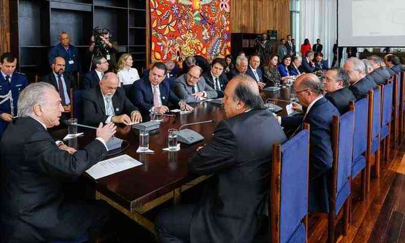 Presidente Michel Temer durante reunio com governadores, no Palcio da Alvorada (foto: Marcos Corra/PR)