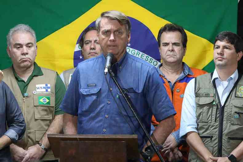 Bolsonaro disse que s vai a debater no segundo turno, se chegar l