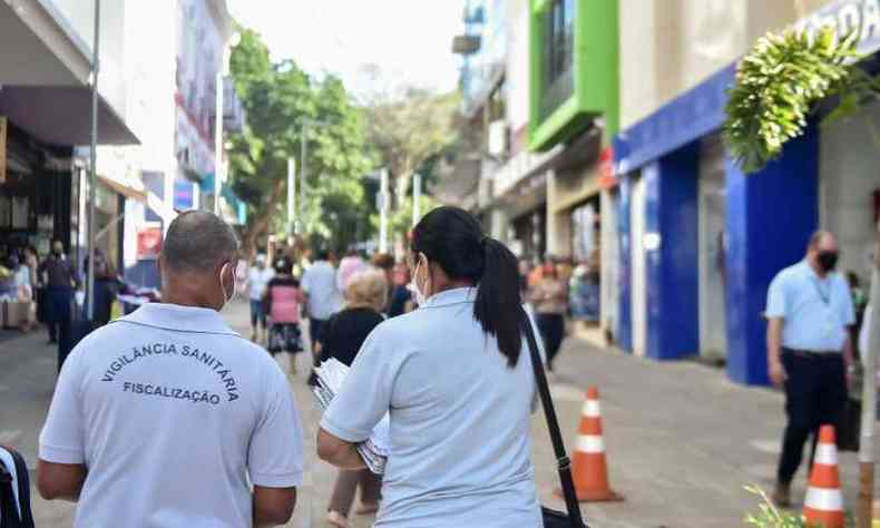 Mesmo com queda de internaes em UTI/COVID de Uberaba, macrorregio permanece na Onda Amarela