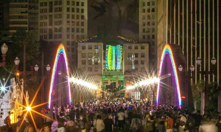 Viaduto Santa Tereza iluminado na edio de 2021 do festival