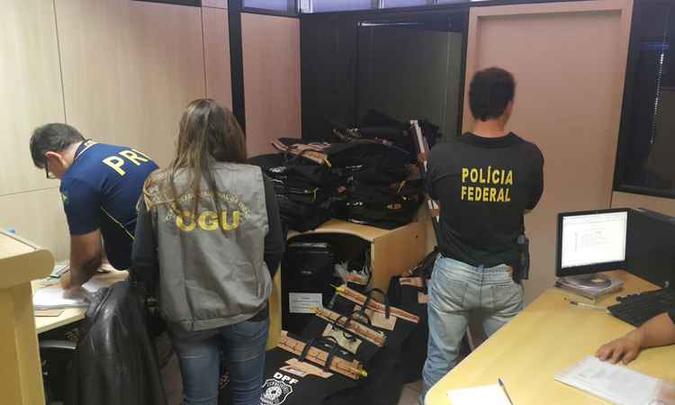 Investigações apontaram que os agentes agiam há ao menos 10 anos(foto: Polícia Federal/Divulgação) Investigações apontaram que os agentes agiam há ao menos 10 anos(foto: Polícia Federal/Divulgação)