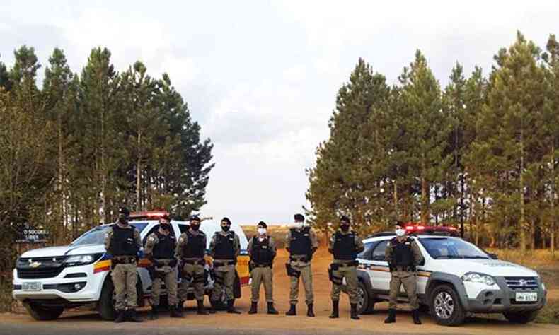 Durante a Operao, o 37 Batalho de Polcia Militar, com sede em Arax, prendeu 33 pessoas(foto: 37 Batalho de Polcia Militar)