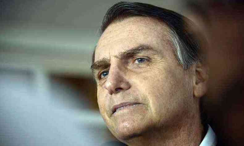 Em carta a Celso de Mello, Bolsonaro diz que se deve 