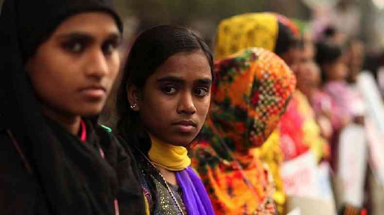 Organizaes de direitos das mulheres em Bangladesh lutam h anos contra o casamento infantil