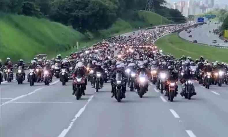 A motociata ocorreu na ltima sexta-feira, partindo da cidade de So Paulo at a cidade de Americana