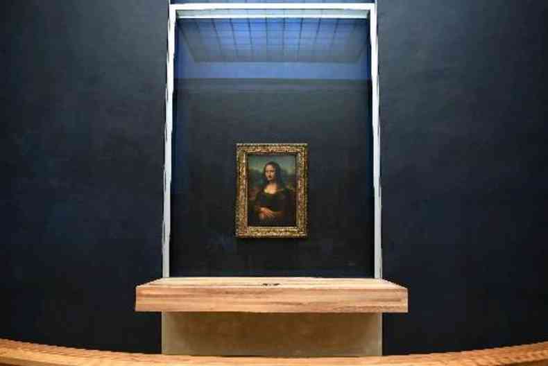A 'Mona Lisa' voltou neste ms ao seu lugar habitual no Louvre, aps reforma da sala(foto: Eric FEFERBERG/AFP)