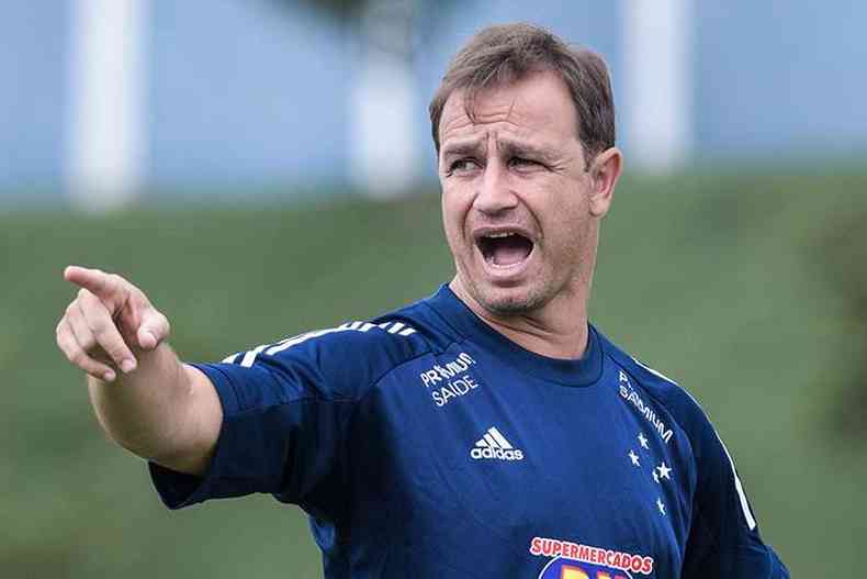 Felipe Conceio precisar encontrar substituto para Felipe Augusto(foto: Gustavo Aleixo/Cruzeiro)
