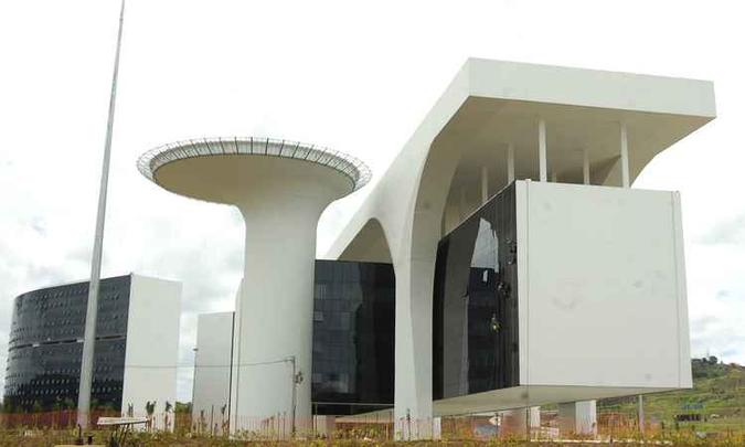 Resultado de imagem para Governo de MG diz que 88% dos servidores receberam duas parcelas do salário