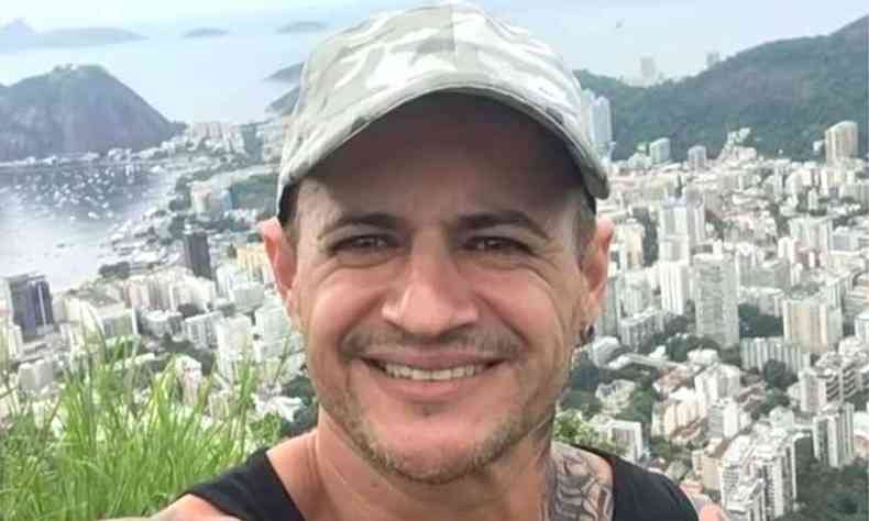 Marcelo Barbosa de Oliveira foi levado de casa durante a madrugada, segundo a famlia(foto: Reproduo da internet/TV Alterosa/Arquivo pessoal)