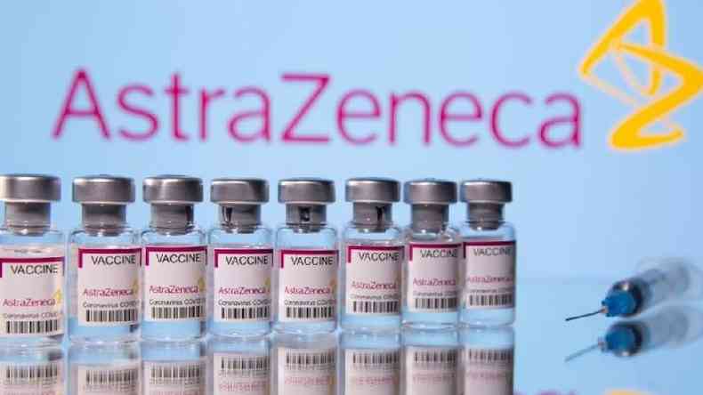 AstraZeneca e Oxford negam qualquer elo entre cogulos e imunizante contra coronavrus(foto: Reuters)