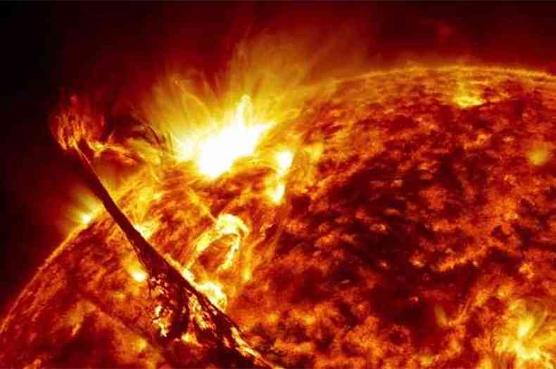 Imagem divulgada pela Nasa mostra exploso solar(foto: NASA's Goddard Space Flight)