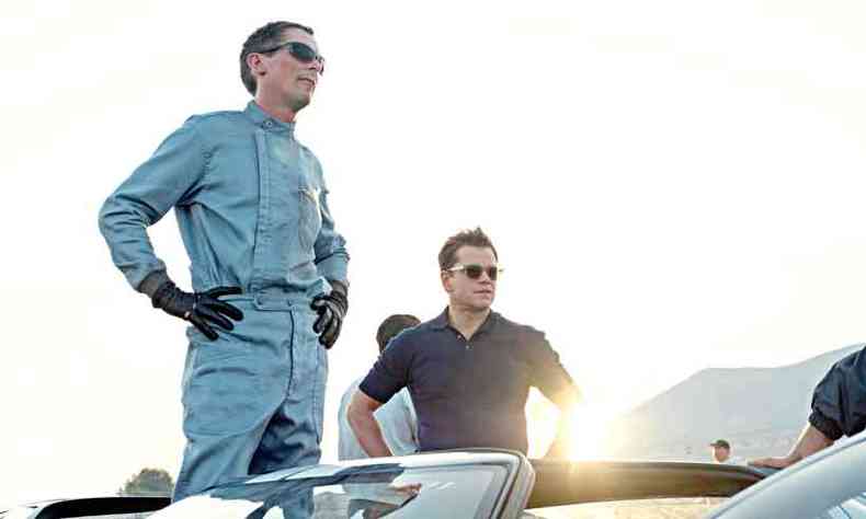 Christian Bale e Matt Damon interpretam os pilotos que criaram o Ford GT40 para competir na icnica corrida de Le Mans (foto: Merrick Morton/divulgao)